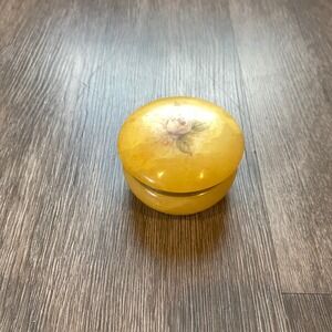 Vintage Yellow Alabaster Stone Trinket Box Floral Rose Hinged Pill Jewelry Case